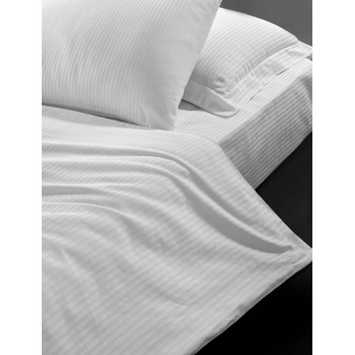 Brotex Hotelové obliečky Atlas gradl Biely česaný 145g/m2 prúžok 4 mm hotelový uzávěr 140x220 70x90