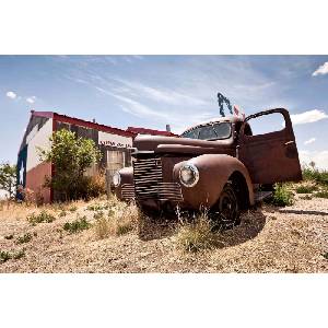 DIMEX ART Флизелинов фототапет изоставен ресторант 375 x 250 см - dimex-tapeti - 118,97 лв