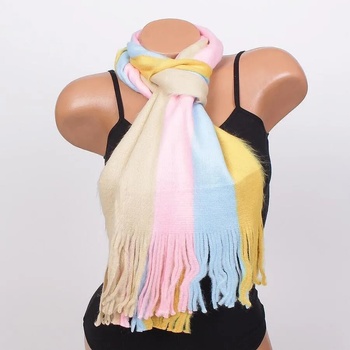 Image 1 of Мек зимен шал на цветно райе с ресни