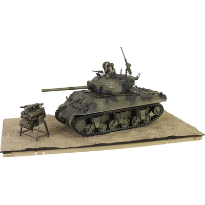 Forces of Valor M4A376W Sherman US Army 761st Tank Btn Black Panthers Germany 1945 w 1 Figure 1:32