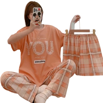 Дамски комплект пижама в оранжево с надпис - 3 части
