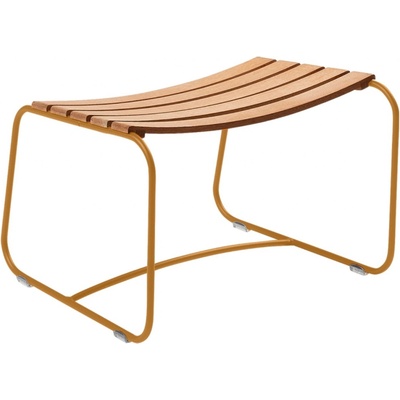 Fermob Surprising Hnědá dřevěná podnožka