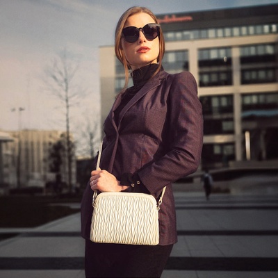 Le Sands kabelka crossbody krémová 4357 K