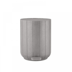 blomus Кош за отпадъци KUA - цвят светло сив (Micro Chip) - 3 л (BLOMUS 67379)