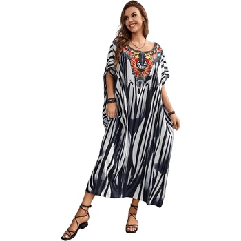 Image 1 of Дълга плажна туника в черно и бяло