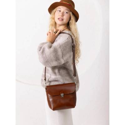 TOKS VISOKS Litovský Ateliér AGLEA kožená crossbody kabelka ARLO