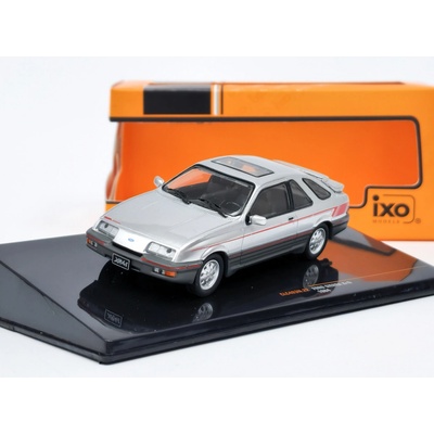 IXO Ford Sierra XR4i 1984 Stříbrná 1:43