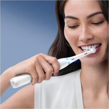Image 1 of Oral-B iO Series 8 white alabaster