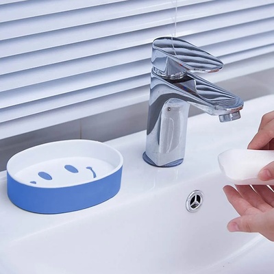 Красива овална сапунерка с усмивка (0198567)