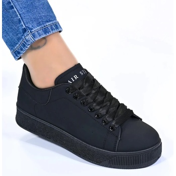 Сникърси W525337 Black