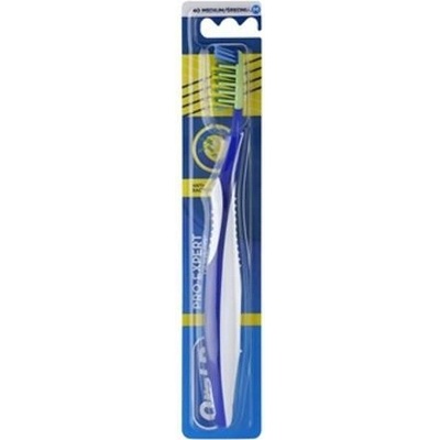 Oral-B Pro Exper antibacterial 40 zubní kartáček Medium