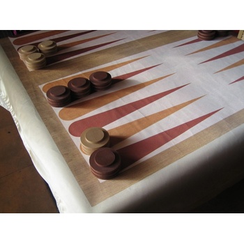 Backgammon - (drevený) Hra +: obrus (120x120cm)