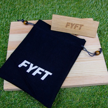 FYFT taška ktorá chráni vaše herné komponenty alebo kocky čierna