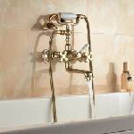 Inter Ceramic Двуръкохватков смесител за душ Inter Ceramic Sahara в лъскаво злато с душ комплект (606086)