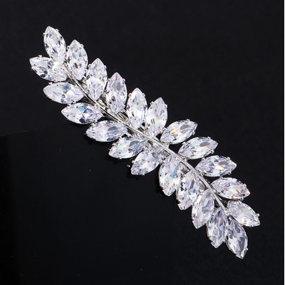 B-TOP Spona do vlasů s kamínky Leaf zirkon Druh barvy: Stříbrná – Zboží Dáma