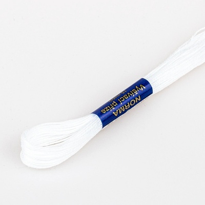 Niťárna Česká Třebová Vyšívací příze NORMA / BAVLNKA 0010 bílá, jednobarevná, 1,5g/15m