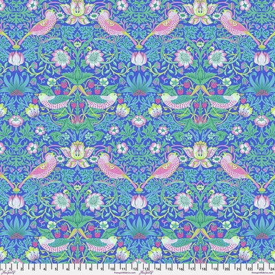 Bavlněná látka ptáčci modrá | Kaffe Fassett x Morris & Co – Strawberry Thief