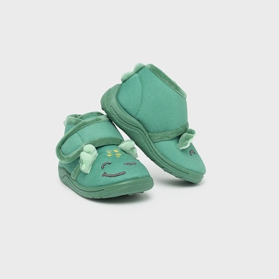 Mayoral Пантофки фантазия за бебе момче в зелено Майорал