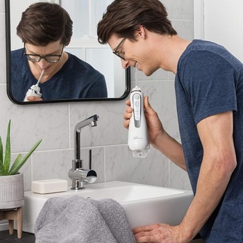 Image 1 of Waterpik Cordless Advanced WP-560