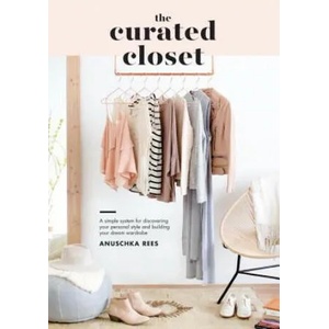 The Curated Closet (ISBN: 9781607749486)