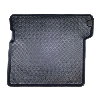 Стелка за багажник за Nissan Patrol (2004+)