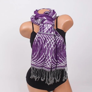 Image 1 of Топъл дамски шал в лилаво с орнаменти