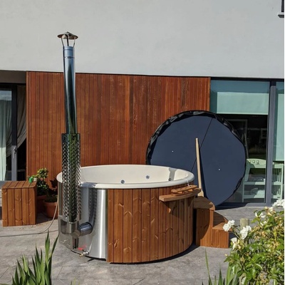 Hot Tub 180 akrylát vestavěná kamna Thermowood