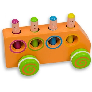 Andreu Toys Дървен автобус с подскачащи фигурки, Andreu Toys