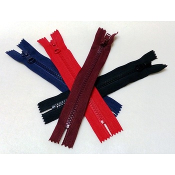 Zip kostěný 22 cm