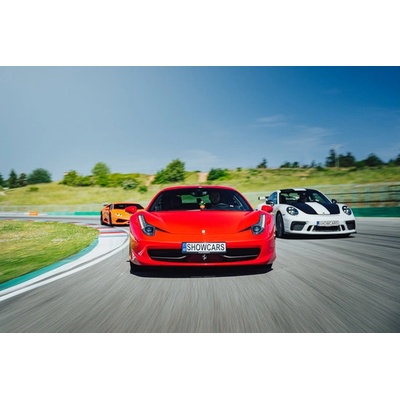 Jízda ve Ferrari 458 Italia na velkém závodním okruhu Autodromu Most