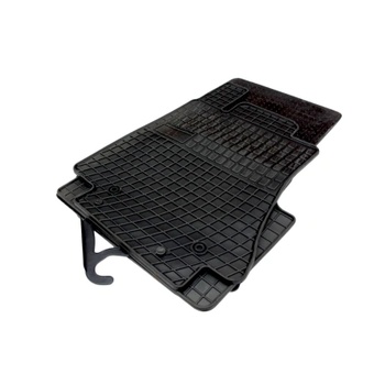 Image 1 of Гумени стелки за Alfa Romeo Giulia (2016+)