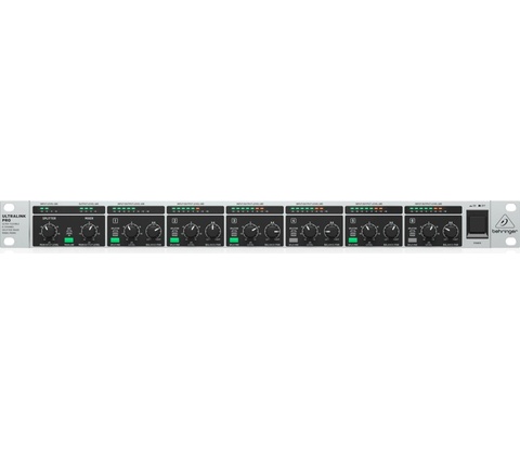 Behringer MX882 V2