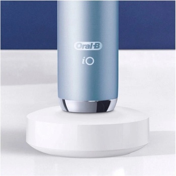 Image 1 of Oral-B iO Series 9 Luxe Edition aqua marine