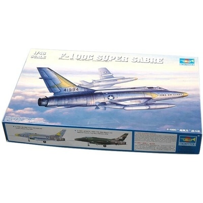 Trumpeter North American F-100 C Super Sabre 1:48
