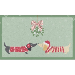 Artsy Mats Изтривалка с коледен мотив от рециклирана пластмаса 40x70 cm Christmas Sausage Dogs - Artsy Doormats (DMW-XMASDACHSHUND-7040)