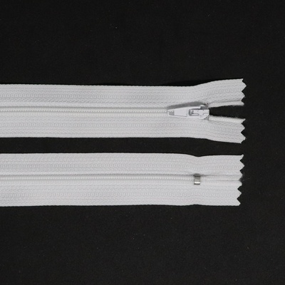 Spirálový zip, šíře 3 mm, délka 16 cm, bílá