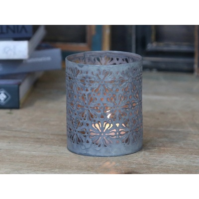 Zinkový antik svícen s květy Flowers - Ø 8*10cm - Chic Antique