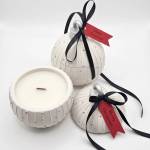 HARAHU Свещ Christmas Bauble Charming - Бяла / Сребърна / Зимно вълшебство KP41602