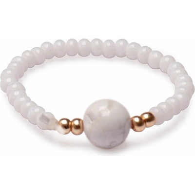 Nefertitis Howlit bílý prsten elastický se skleněnými seed korálky NF22047