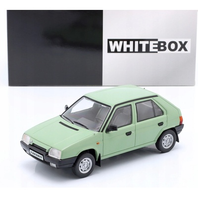 Whitebox Škoda Favorit svetlozelená 1987 1:24