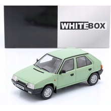 Whitebox Škoda Favorit svetlozelená 1987 1:24
