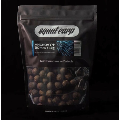 SQUAT CARP Hotové boilies Anchovy+ 1kg 30mm