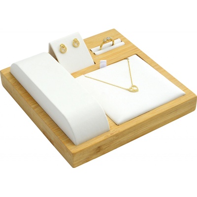 JKBox dřevěný stojan na soupravu šperků AR 20 A1