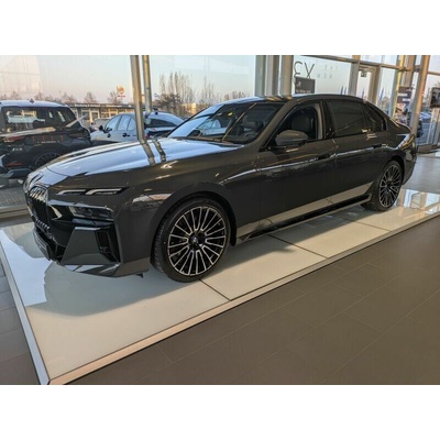 BMW 740d xDrive M Sport 220 kW