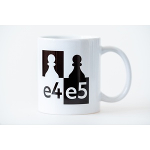 Shakhmaten magazin Чаша за шах e4e5