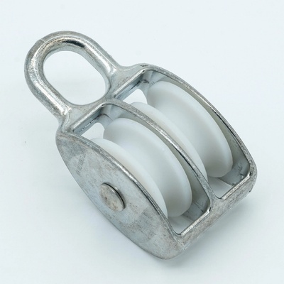 Nylonová kladka dvouřadá, pozinkovaná 20mm, 6mm, 200kg