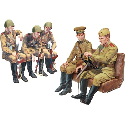 ICM Soviet Army Servicemen 1979-1991 5 figures 1:35