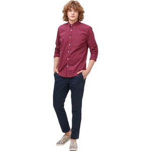 GAP V-ESSENTIAL 32x32 - sportisimo - 72,27 лв