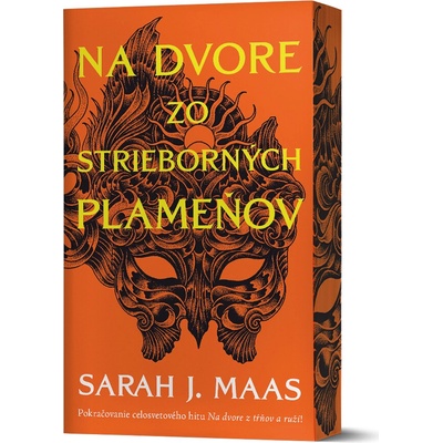 Na dvore zo strieborných plameňov