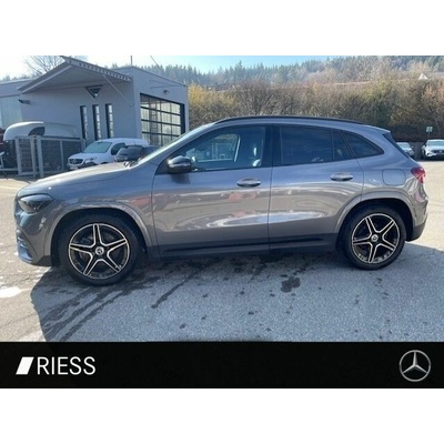 Mercedes-Benz GLA 200 120 kW
